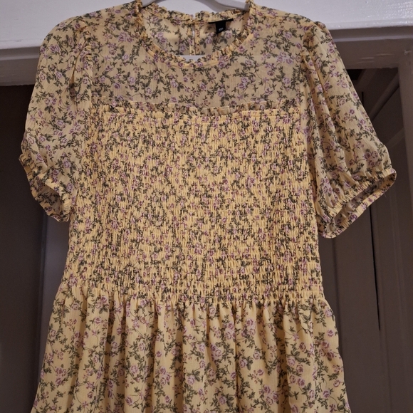 Torrid Babydoll Smocked Tiered Short Sleeves Top Womens Size 00 - Picture 3 of 7